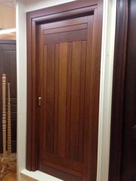 Comercial Marel puerta de madera con relieve 